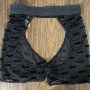 NWT Skims After Hours Open Short (chaps) - S/M
